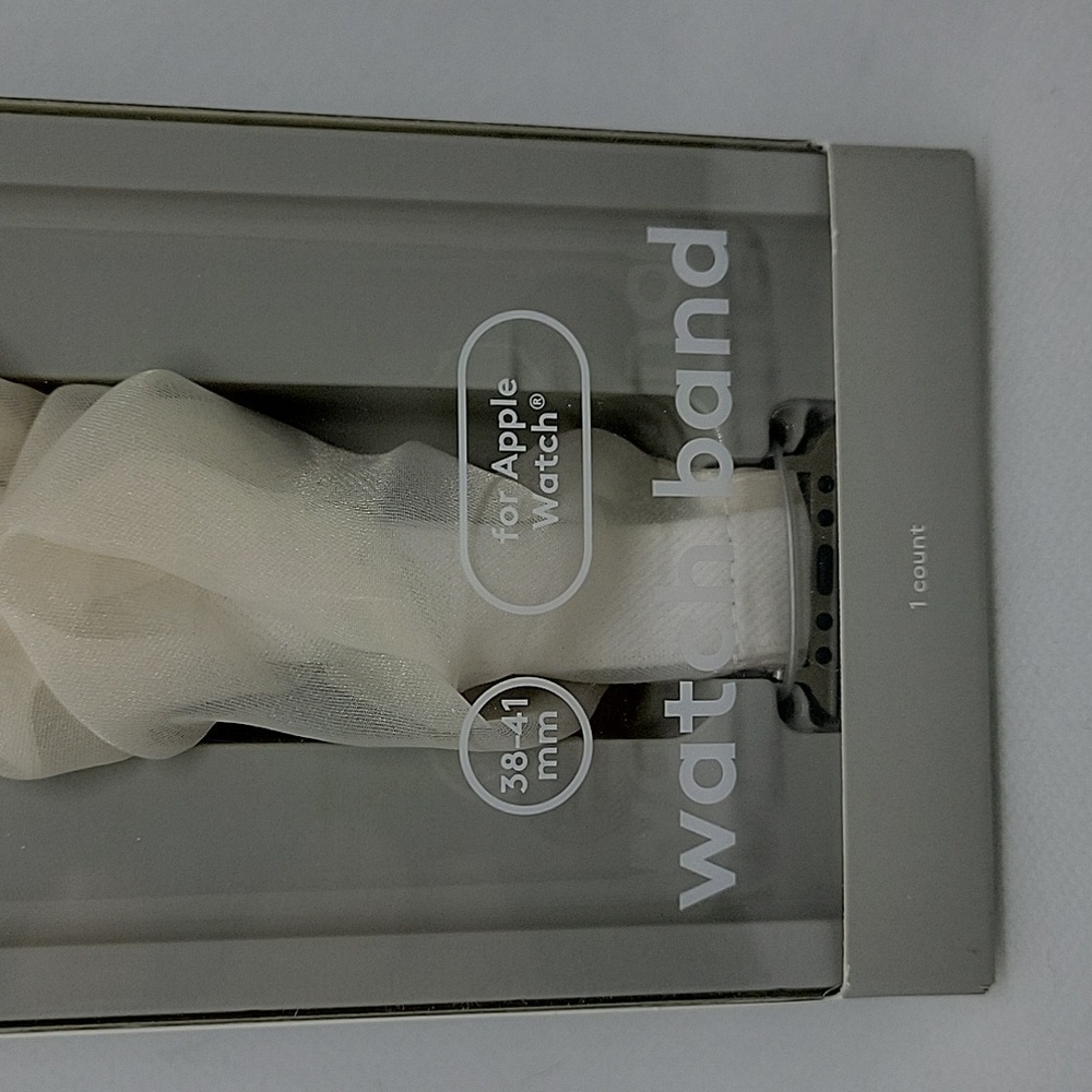Apple Watch Band (NWT) 38-41mm - Picture 2 of 3